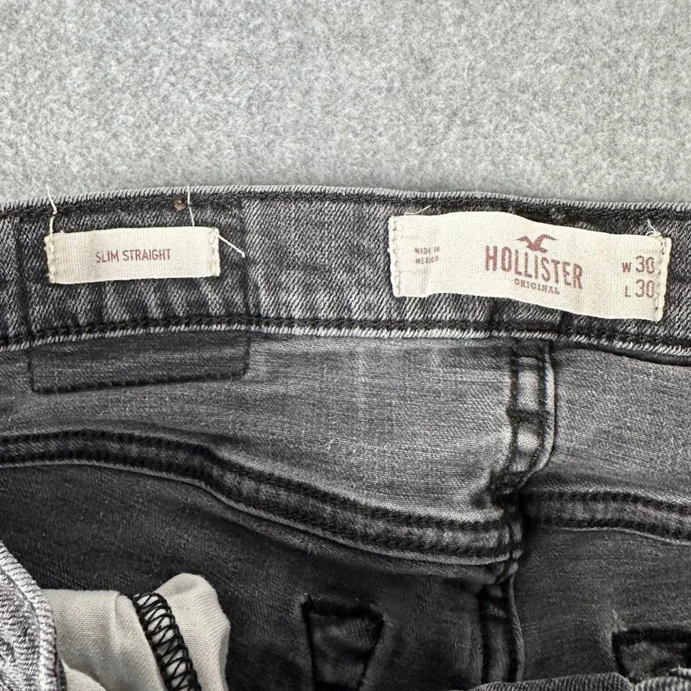 Hollister department men